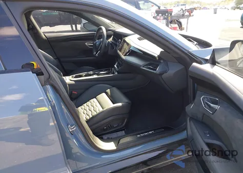 2024 Audi E-Tron Gt Prestige Quattro z USA, uszkodzony, nr VIN WAUEJBFW3R7001803